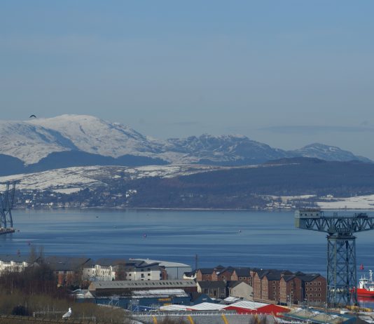 Vận tải hàng lẻ từ Greenock (Anh) về Việt Nam giá mềm Dịch vụ Vận tải hàng lẻ từ Greenock (Anh) về Việt Nam giá mềm