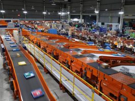 Logistics ‘át chủ bài’ trong cuộc đua thương mại điện tử